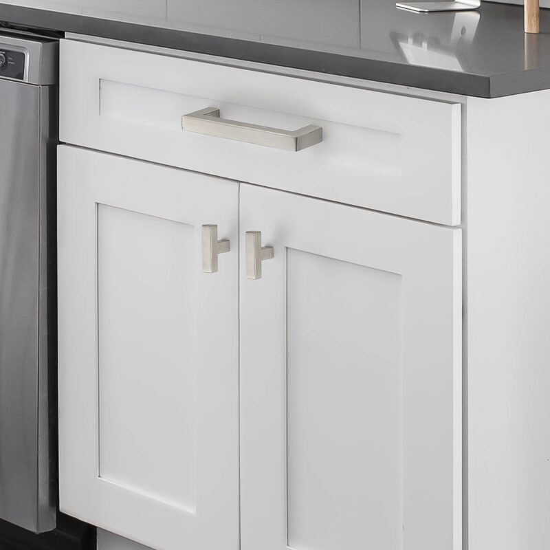 Hardware Pulls for White Cabinets