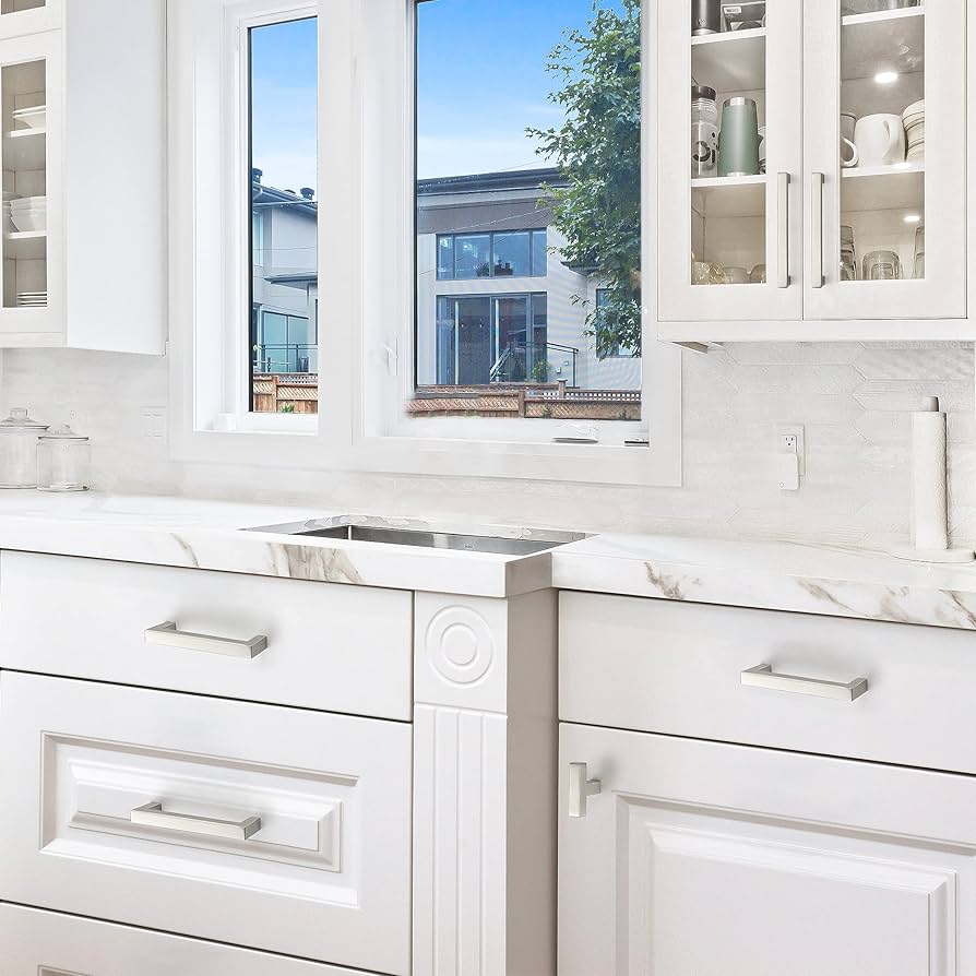 Hardware Pulls for White Cabinets