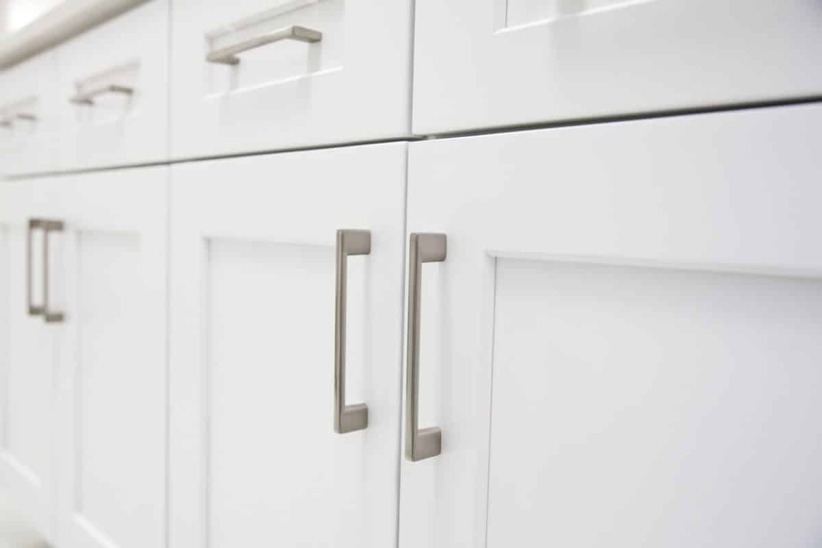 Hardware Pulls for White Cabinets