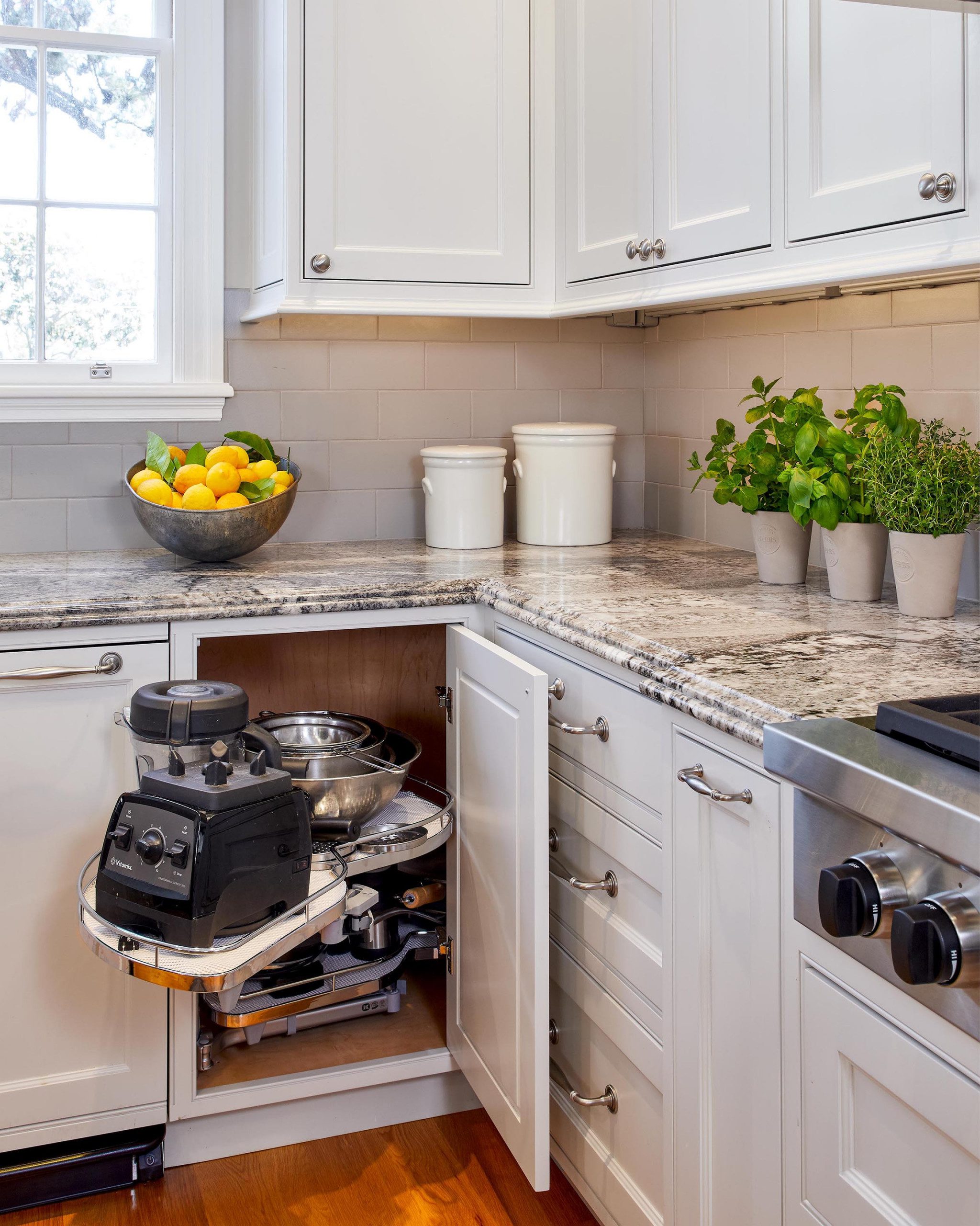 The L-Shaped Layout With Smart Corner Storage